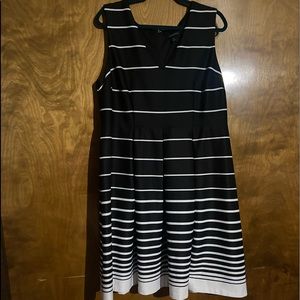 Lane Bryant Fit and Flare dress size 18